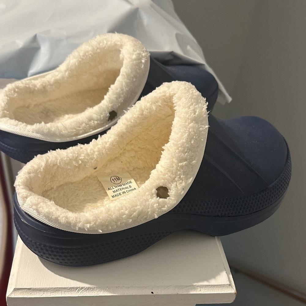 SHEIN Blue Fleece-Lined Slippers - Picture 6 of 7